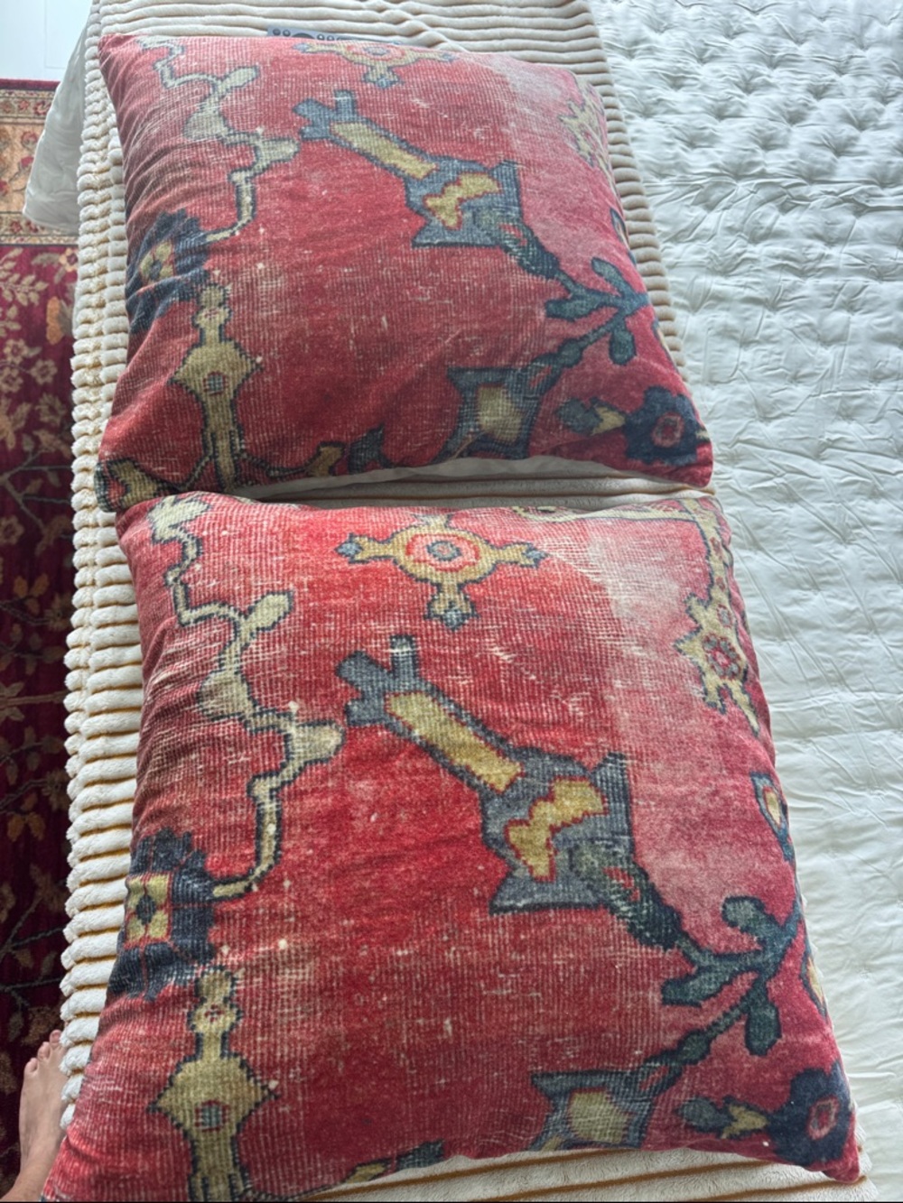 Vintage-Style Pottery Barn 20”x 20” Pillow Covers with 22 x 22 PB 🪶 Inserts
